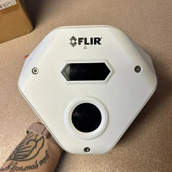 FLIR Ariel 3MP CC-3103-01-I 3 Megapixel Outdoor Network IR Corner Camera‎ - Picture 10 of 12